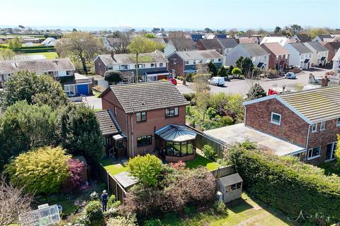 3 bedroom detached house for sale, Burrows Close, Southgate, Swansea