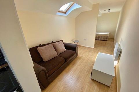 1 bedroom flat to rent, Alcester Rd,Moseley,Birmingham,B13