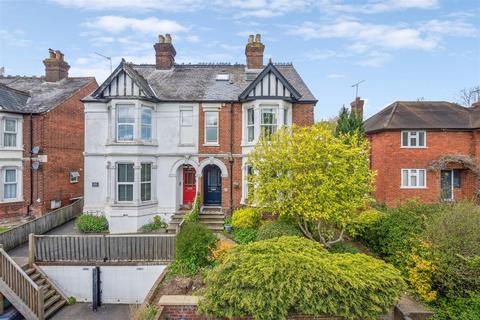 5 bedroom semi-detached house for sale, Amersham Road, High Wycombe HP13