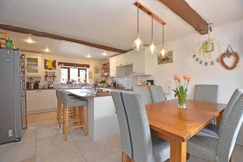 4 bedroom house for sale, Craddock, Cullompton
