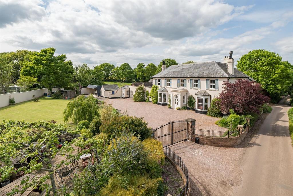 Southbrook Lane, Whimple, Exeter 5 bed semidetached house for sale £