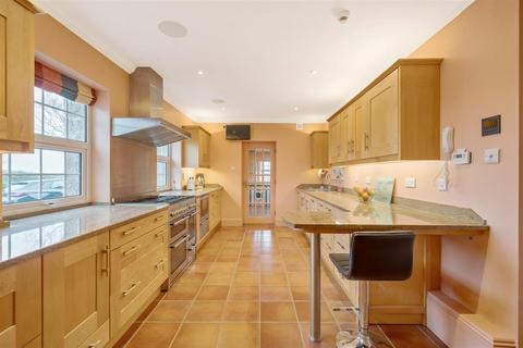 6 bedroom detached house for sale, Mullion