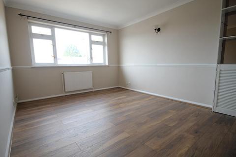 2 bedroom flat to rent, Westonia Court, Enfield EN3
