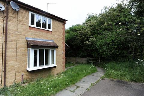 2 bedroom semi-detached house to rent, Elizabeth Close, Wellingborough
