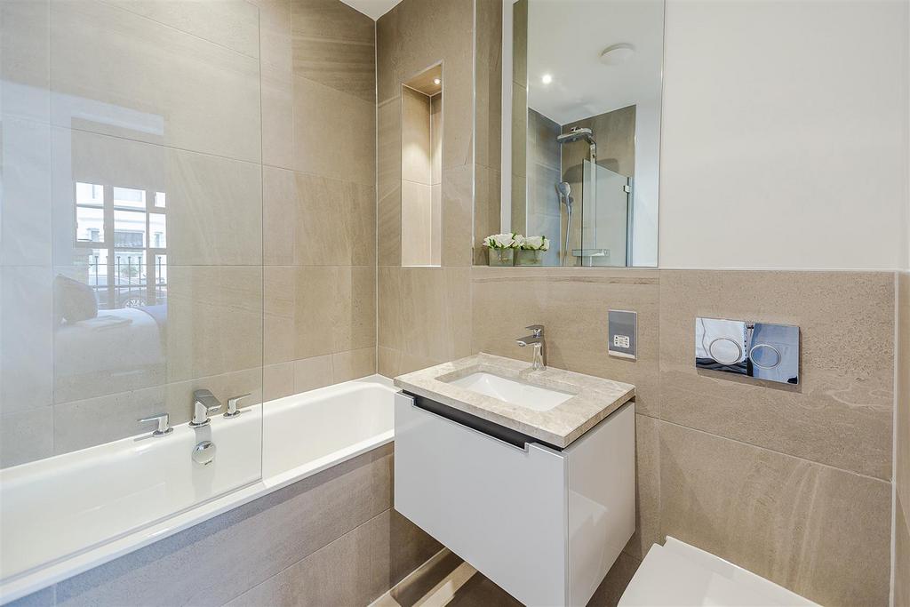 8316097-interior61.jpg
