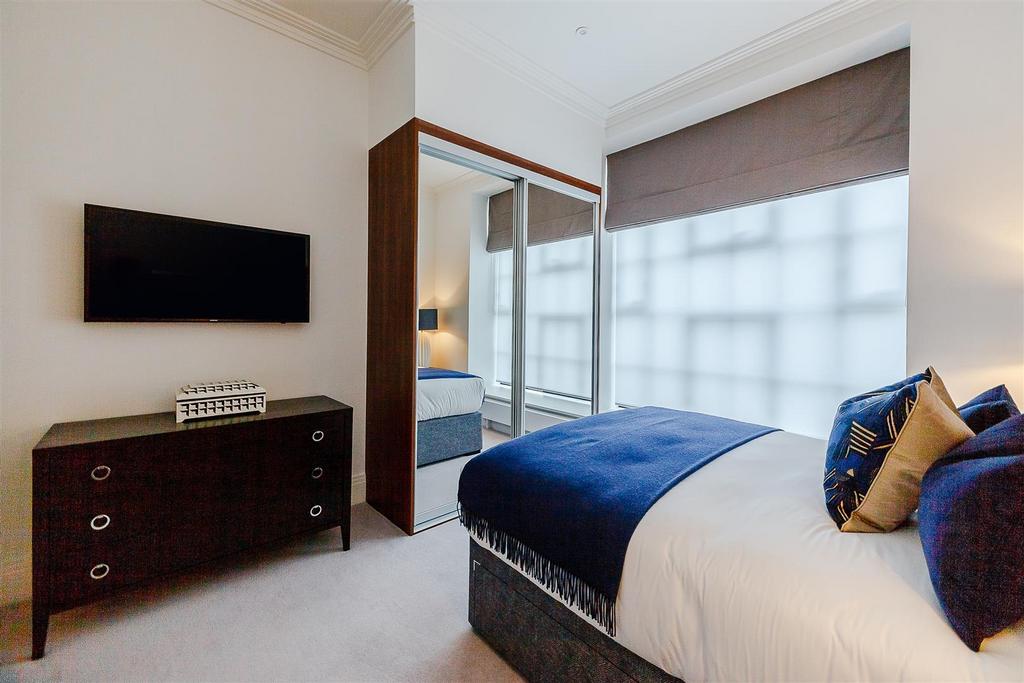 8316097-interior58.jpg