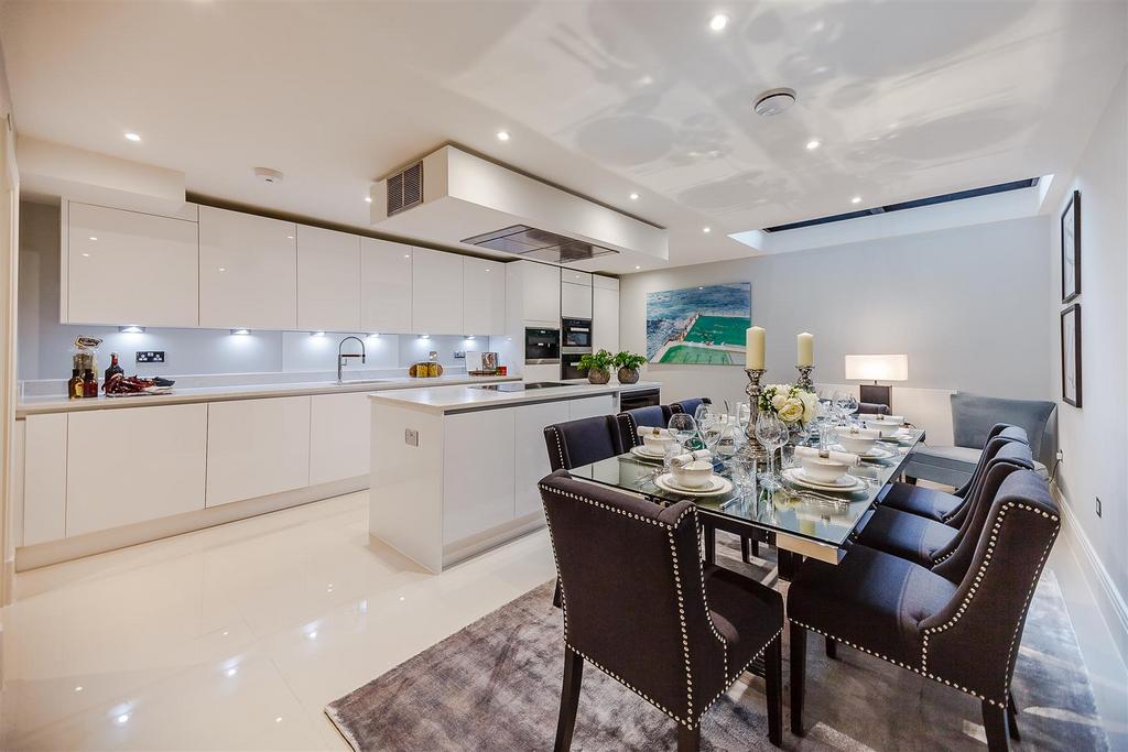 8316097-interior37.jpg