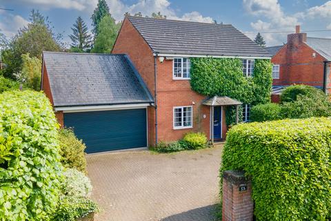 4 bedroom detached house for sale, Wood Lane, Sonning Common Reading RG4