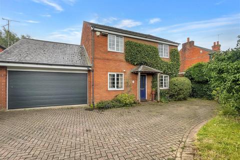 4 bedroom detached house for sale, Wood Lane, Sonning Common Reading RG4