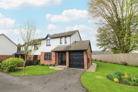 3 bedroom detached house for sale, Kirkby Drive, Ripon