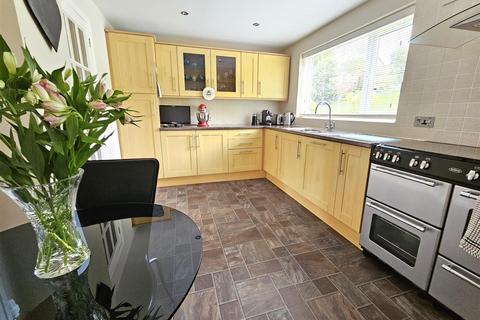 5 bedroom detached house for sale, Priory Gardens, Tavistock