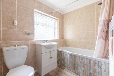 14 Langley Drive, Scunthorpe, DN16 3TY