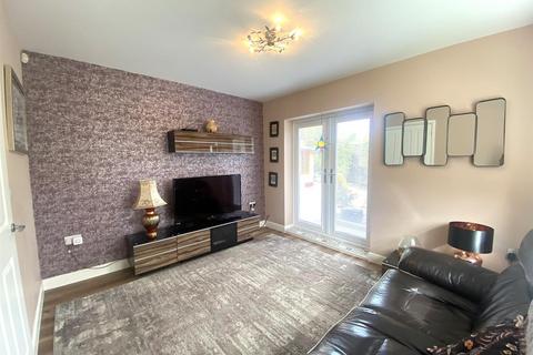 3 bedroom detached house to rent, Delaval Court, Seaton Delaval, Whitley Bay