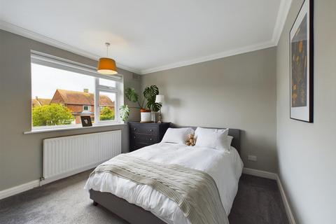27 Deepdale Road, North Shields, NE30 3AN
