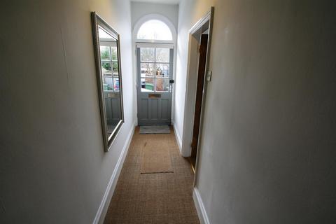 2 bedroom terraced house to rent, Cole Hill, Worcester, WR5 1DG