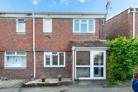 24 Ambleside, Bromley, BR1 4DN