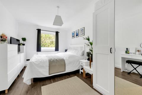 2 bedroom flat for sale, Westmoreland Road, Bromley