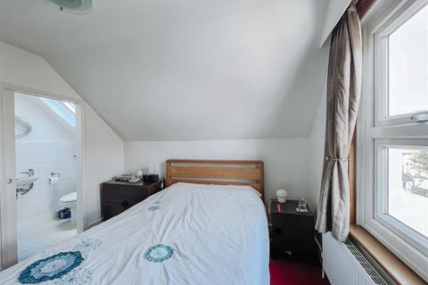 2 bedroom flat for sale, Dornton Road, South Croydon CR2