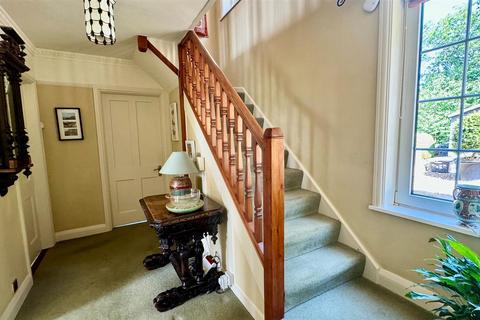 Trespassers Will, 7 Corilhead Road, Braunton, EX33 2EW