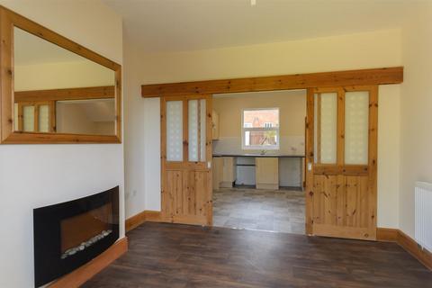 3 bedroom cottage for sale, South View, Patrington Haven