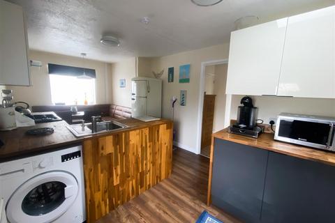2 bedroom flat for sale, 24b Dimond Street, Pembroke Dock