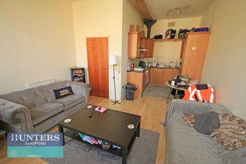 1 bedroom apartment for sale, Mill Street Wapping, Bradford, West Yorkshire, BD1 4AB