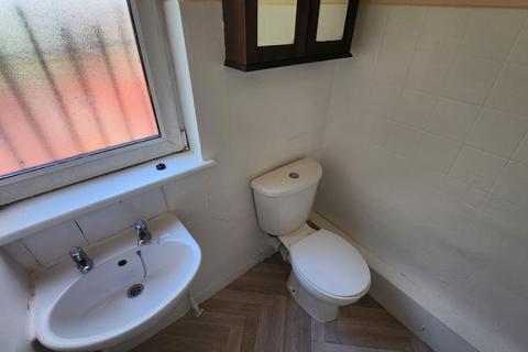 1 bedroom in a house share to rent, Mitford Street, Stretford, Manchester