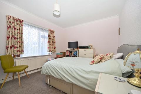 2 bedroom semi-detached bungalow for sale, Markham Avenue, Rawdon, Leeds