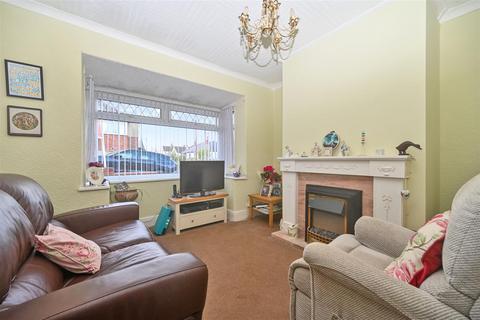 2 bedroom semi-detached bungalow for sale, Markham Avenue, Rawdon, Leeds