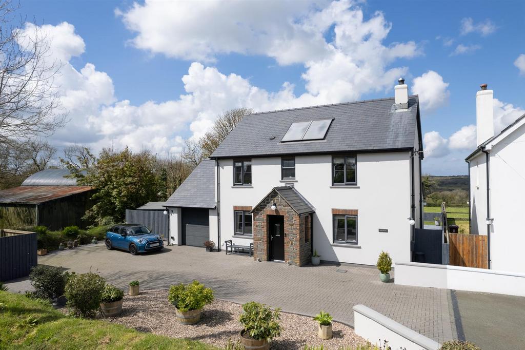 Spittal, Haverfordwest 4 bed detached house for sale £535,000