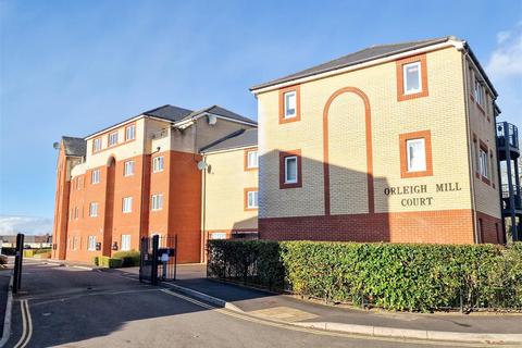2 bedroom apartment for sale, Orleigh Mill Court, Barnstaple EX31