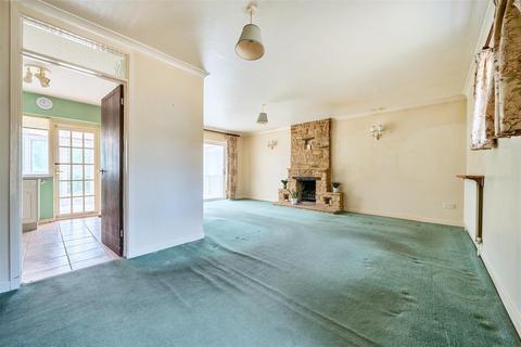 2 bedroom semi-detached bungalow for sale, The Moat, Kingham, Chipping Norton