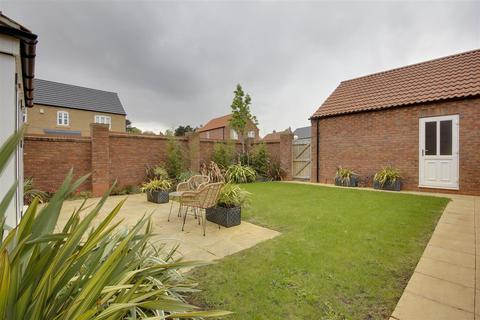 4 bedroom detached house for sale, Chambers Avenue, Hessle