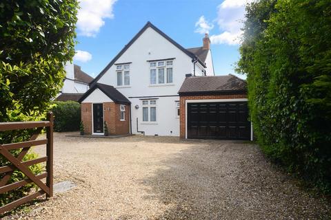 32 Fir Tree Road, Banstead, SM7 1NG