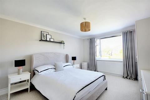 2 bedroom maisonette for sale, Smithy Crescent, Arnold, Nottingham