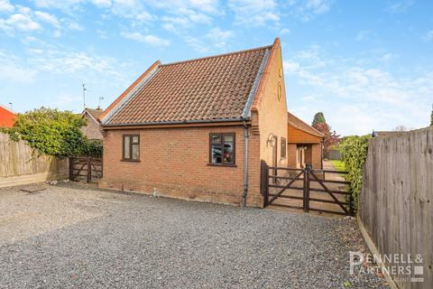 3 bedroom detached bungalow for sale, Briggate West, Peterborough PE7