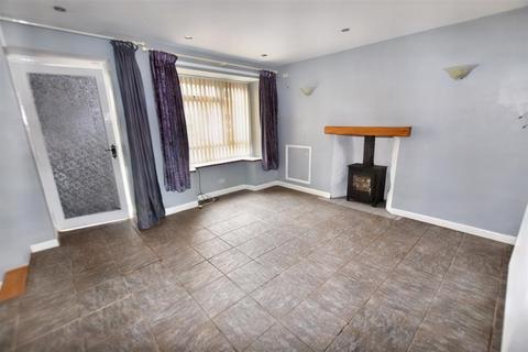 4 bedroom end of terrace house for sale, Wesley Street, Redruth