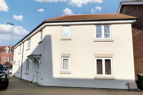 3 bedroom semi-detached house for sale, Brian Mc Carter Gardens, Norwich NR8