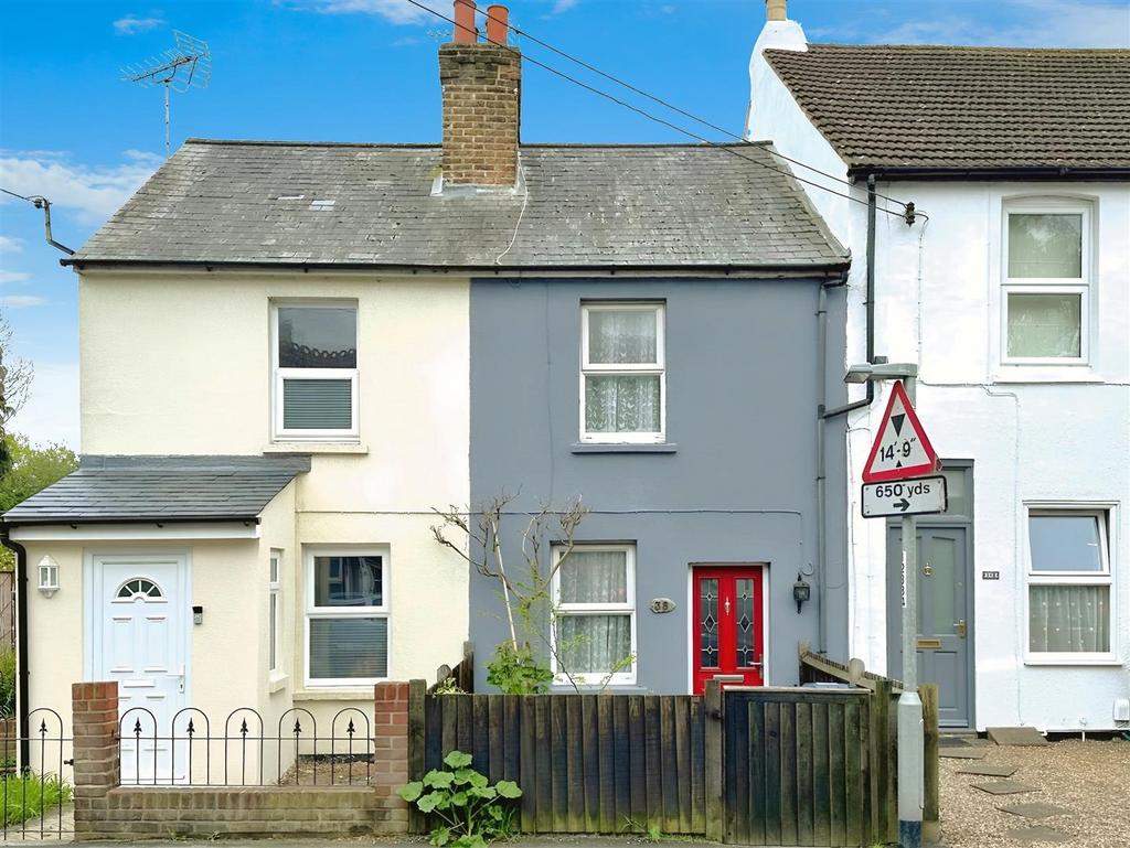 Badshot Lea Road, Badshot Lea 2 bed terraced house for sale £295,000