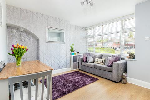 52 Amersham Close, Urmston, Manchester, M41 7WH
