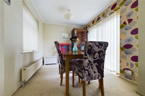 3 bedroom semi-detached house for sale, Lilac Walk, Calcot, Reading, Berkshire, RG31