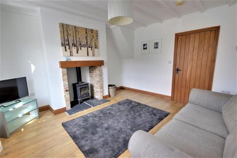 1 bedroom end of terrace house for sale, West Street, Leven, Beverley