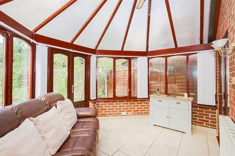 3 Ambrose Close, Crayford, Dartford, DA1 4TS