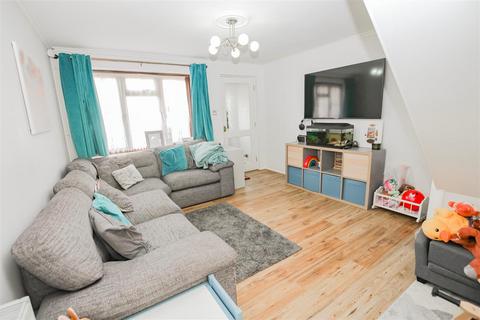 19 Cheswick Close, Crayford, Dartford, DA1 4TE