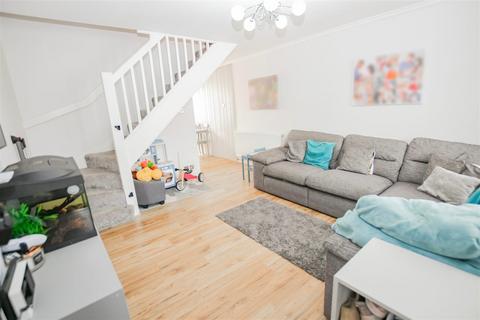 19 Cheswick Close, Crayford, Dartford, DA1 4TE