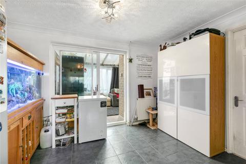 39 Ashbourne, Bracknell, RG12 8SG