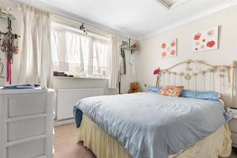 39 Ashbourne, Bracknell, RG12 8SG