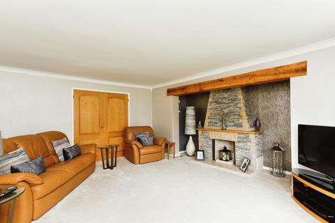 18 Ashdene Close, Sutton Coldfield, B73 6HL