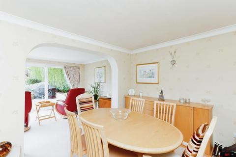 18 Ashdene Close, Sutton Coldfield, B73 6HL