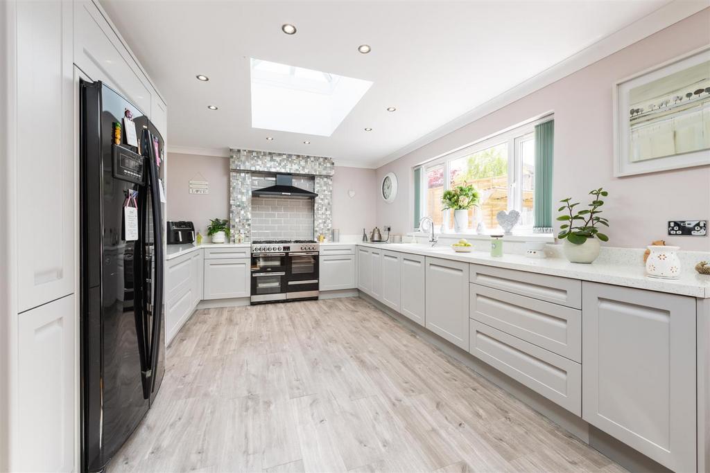 6 Shepheard Road, Birmingham, B26 3 RN 4.jpg